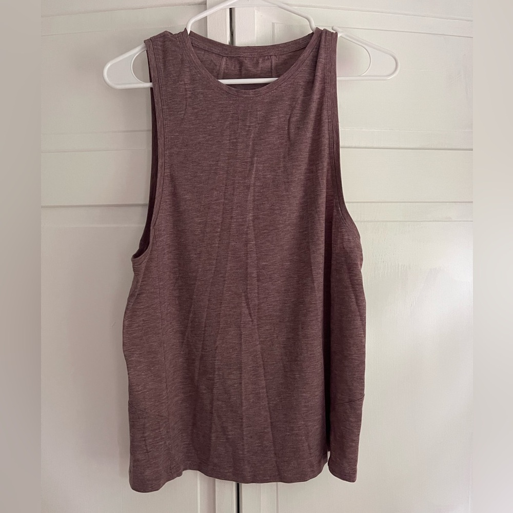 Lululemon tank top